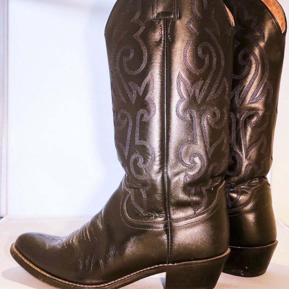 Justin Cowboy Boots - Picture 2 of 7